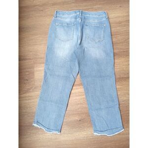 Nine West Jeans Chrystie Denim Capri Women's Size 10 Cropped Frayed Hem